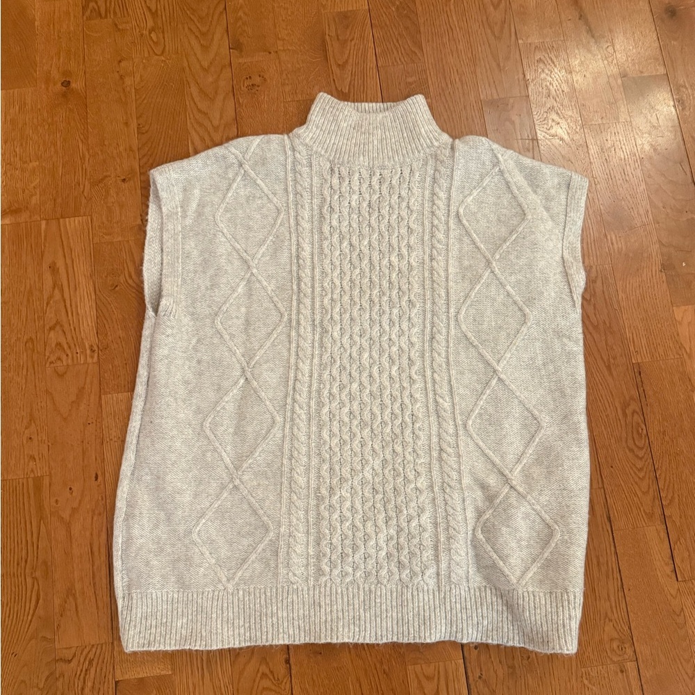 Grey cable-knit sweater vest - Size L